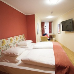 Das Kleine Hotel In Munchen Мюнхен комната для гостей фото 2