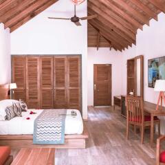 Отель Reethi Faru Resort 5* Стандартный номер с различными типами кроватей