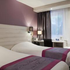 Отель Kyriad Lille Est Villeneuve d'Ascq комната для гостей