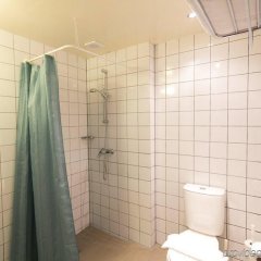 Отель Quentin Arrive Нидерланды, Амстердам - 7 отзывов об отеле, цены и фото номеров - забронировать отель Quentin Arrive онлайн ванная