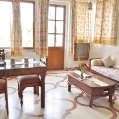 Om Niwas Suite Hotel фото 2