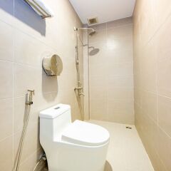 OYO 428 Qa Hotel Далат ванная