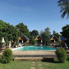 Lanta Long Beach Hostel бассейн фото 3