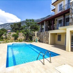 Villa Kilic by Villamnet Турция, Мугла - отзывы, цены и фото номеров - забронировать отель Villa Kilic by Villamnet онлайн бассейн фото 3