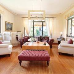 Отель Vouliagmeni Villa комната для гостей фото 5