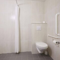 B&B Hotel La Rochelle Angoulins Sur Mer in Angoulins, France from 74$, photos, reviews - zenhotels.com bathroom