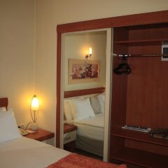 Emin Kocak Hotel сейф в номере