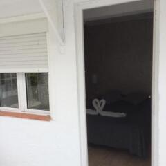 Отель Hostal Agua Alegre парковка