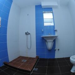 Отель Free Zone Hotel Марокко, Медина Танжера - отзывы, цены и фото номеров - забронировать отель Free Zone Hotel онлайн ванная фото 2