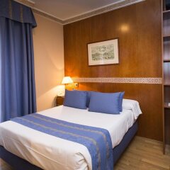 Dauro Hotel сейф в номере
