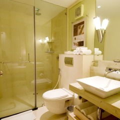 Отель Avalon Courtyard Residence Suites ванная