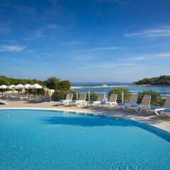 Отель All Suites Island Hotel Istra Хорватия, Ровинь - отзывы, цены и фото номеров - забронировать отель All Suites Island Hotel Istra онлайн бассейн