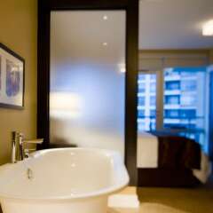 Отель The Parkside Hotel & Spa Канада, Виктория - отзывы, цены и фото номеров - забронировать отель The Parkside Hotel & Spa онлайн ванная