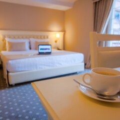Отель Lot Boutique Hotel Албания, Тирана - отзывы, цены и фото номеров - забронировать отель Lot Boutique Hotel онлайн удобства в номере