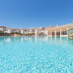 Отель Salema Beach Village бассейн фото 3