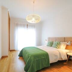 Апартаменты Duplex Apartment - 4 Bedrooms & Garage комната для гостей фото 2