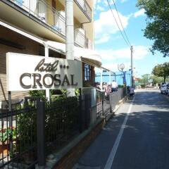 Отель Crosal парковка
