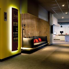 Отель ibis Lyon Part Dieu Les Halles Франция, Лион - отзывы, цены и фото номеров - забронировать отель ibis Lyon Part Dieu Les Halles онлайн интерьер отеля фото 2