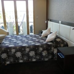 Albert 1'er Hotel Nice France Ницца сейф в номере