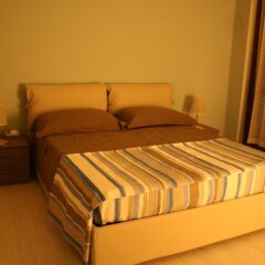 Отель B&B Desenzano комната для гостей фото 3