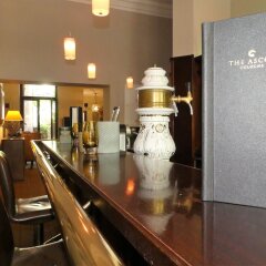 Отель The Ascot Hotel Германия, Кёльн - 1 отзыв об отеле, цены и фото номеров - забронировать отель The Ascot Hotel онлайн гостиничный бар