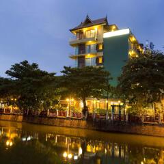 Lamphu Tree House Boutique Hotel Бангкок приотельная территория