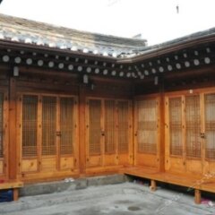 Отель Hueahn Hanok Guesthouse Южная Корея, Сеул - отзывы, цены и фото номеров - забронировать отель Hueahn Hanok Guesthouse онлайн балкон