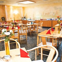 Отель Batavia Hotel Германия, Дюссельдорф - 9 отзывов об отеле, цены и фото номеров - забронировать отель Batavia Hotel онлайн питание фото 3