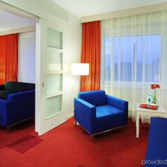 Гостиница Park Inn by Radisson Пулковская комната для гостей фото 3