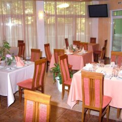 Отель Family Hotel Gabrovo Болгария, Боженци - отзывы, цены и фото номеров - забронировать отель Family Hotel Gabrovo онлайн питание