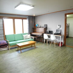 Отель Campfire Guesthouse комната для гостей фото 5