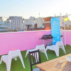 Отель Kimchee Dongdaemun Guesthouse Сеул балкон