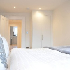 Отель 2 Bedroom 2 Storey Flat in Perfect Location Великобритания, Лондон - отзывы, цены и фото номеров - забронировать отель 2 Bedroom 2 Storey Flat in Perfect Location онлайн комната для гостей фото 4