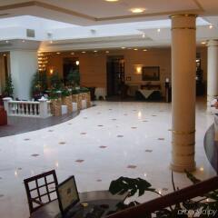 Evergreen Laurel Hotel интерьер отеля фото 3
