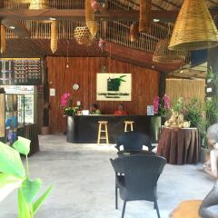 Отель Long Beach Chalet Таиланд, Ланта - отзывы, цены и фото номеров - забронировать отель Long Beach Chalet онлайн питание
