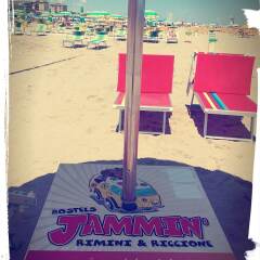 Jammin' Hostel Rimini пляж