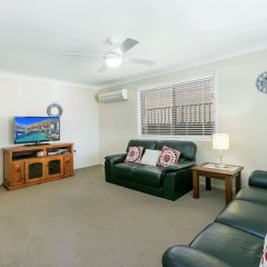 Beachside Holiday Home in Redcliffe, Australia from 315$, photos, reviews - zenhotels.com guestroom photo 3