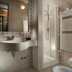 Waldorf Suite Hotel ванная