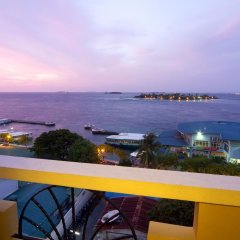 Отель Mookai Hotel Мальдивы, Атолл Каафу - отзывы, цены и фото номеров - забронировать отель Mookai Hotel онлайн балкон