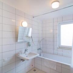 Отель Toyoko Inn Frankfurt Am Main Hauptbahnhof Германия, Франкфурт-на-Майне - отзывы, цены и фото номеров - забронировать отель Toyoko Inn Frankfurt Am Main Hauptbahnhof онлайн ванная