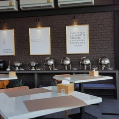 Fyn Hotel Бангкок питание