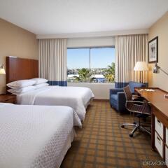 Отель Four Points by Sheraton Los Angeles International Airport (США) США, Лос-Анджелес - 2 отзыва об отеле, цены и фото номеров - забронировать отель Four Points by Sheraton Los Angeles International Airport (США) онлайн комната для гостей