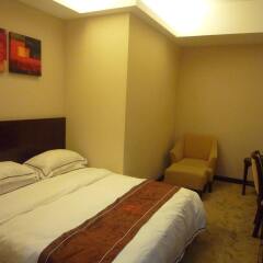 YiFeng Hotel комната для гостей
