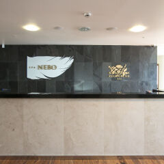 Гостиница DoubleTree by Hilton Novosibirsk в Новосибирске - забронировать гостиницу DoubleTree by Hilton Novosibirsk, цены и фото номеров Новосибирск интерьер отеля фото 3