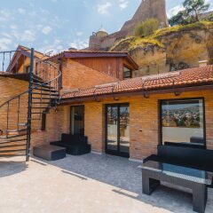 Отель Цитадель Нарикала вид на фасад фото 3