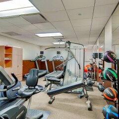 Отель Global Luxury Suites at the National Mall США, Вашингтон - отзывы, цены и фото номеров - забронировать отель Global Luxury Suites at the National Mall онлайн фитнесс-зал фото 3