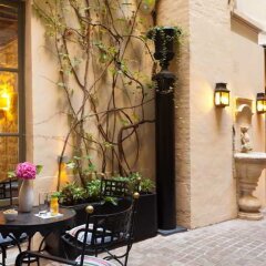 Отель Fontaines Du Luxembourg Париж