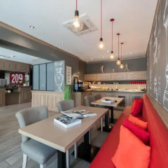 Отель Golden Tulip Gare de Lyon le 209 в номере