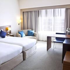Отель Novotel Dubai Deira City Centre комната для гостей фото 5