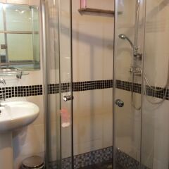 2W Beach Hostel Самуи ванная